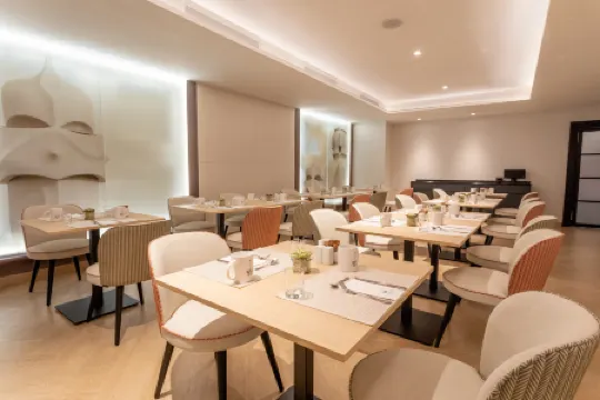 Eurostars Cristal Palace