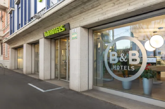 B&B Hotel Milano Portello Отели рядом с достопримечательностью «Кастелло Сфорцеско»