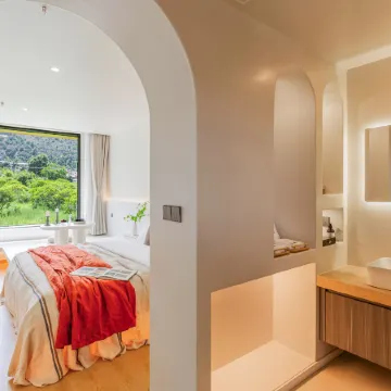 Lugu Zen Views · Enci Retreat (Daluoshui Village)