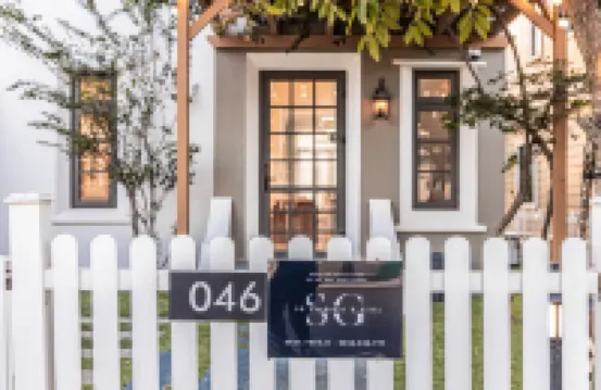 尼別墅 - 新世界