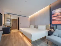 Atour Hotel Wuhan University of Technology Xudong Yujiutou Campu Отели рядом с достопримечательностью «Академия знаний в Университете Хубэй»