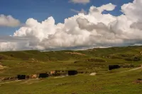 Azara Nomad Ngawa Yiqiu Hotel