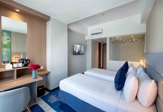 오크우드 메르데카 부대시설