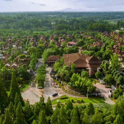 GreenPeak Thai Villas Hotels near Wenhua Village Pastoral Style Woody Flower Viewing Ecological Park