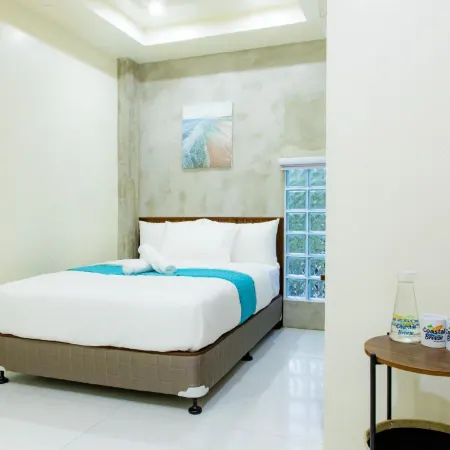 Coastal Breeze Hotel