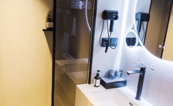 GreenTree Inn Express Hotel (Taiyuan Railway Station)