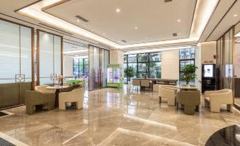 Mingzhi Shangchun Holiday Hotel - Dujiangyan Rongchuang Panda Valley Branch