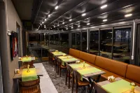Edirne Gezgin Hotel - С баром