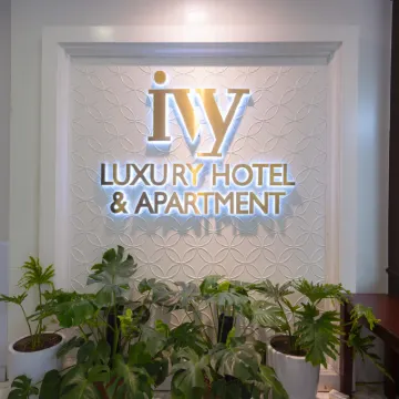 Ivy Luxury Hotel & Apartments 레닌 동상 주변 호텔