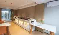 Xilaisheng Holiday Hotel