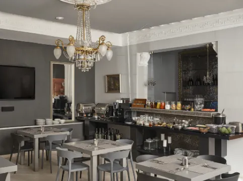 Братья Карамазовы Отели рядом с достопримечательностью «Петропавловская крепость»