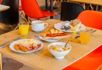 B&B Hotel Arras Centre les Places - Desayuno