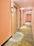 Xinyang Bauhinia Hotel