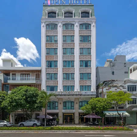 Lupin Boutique Hotel Danang Отели рядом с достопримечательностью «Пляж Nam O»