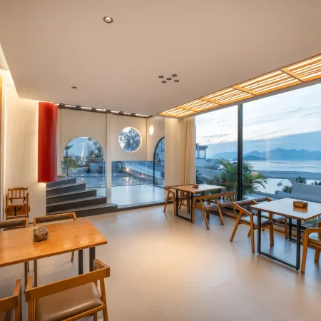 Floral Hotel·Xiapu Mid Mountain Lansu Hotel (Sansha Dongbi Store)