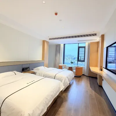 HL Hanlin Hotel (Guangxi Normal University Yanshan Campus) Hotels near Dong Ancient Village