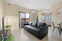 Well-Located 2BR Apartment in Auburn – Walk to Station & Shops