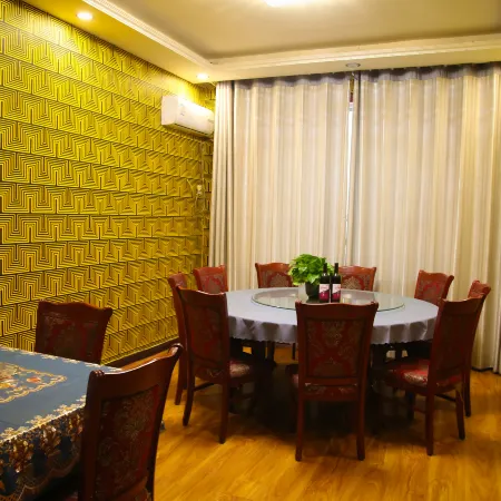 Guazhou Ruiyuan Business Hotel