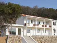 Long Isle Boutique Hotel