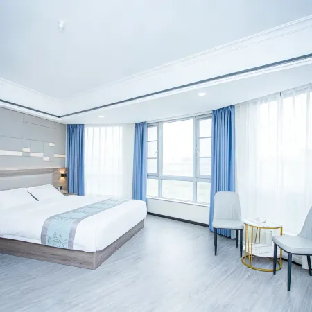 Taojiang Green Fashion Hotel