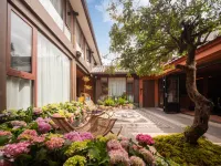 Sanzhai Yisheng · Stream Rizhao Jinshan Collection Snow Mountain View Homestay