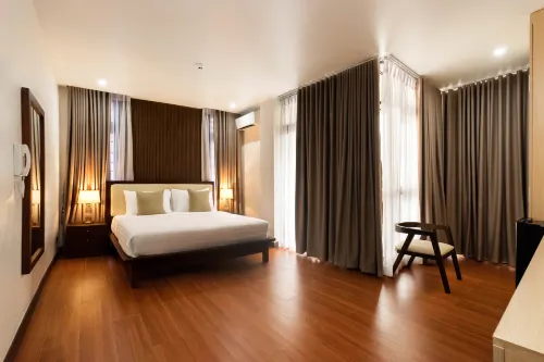 N&B Hotel