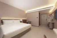 Hanting Hotel(Xinghua Wuyue Plaza Branch) - 2-Star