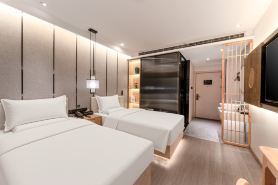 Xingnuo Hotel (Tianjin Xiao Bai Lou Five Avenue)