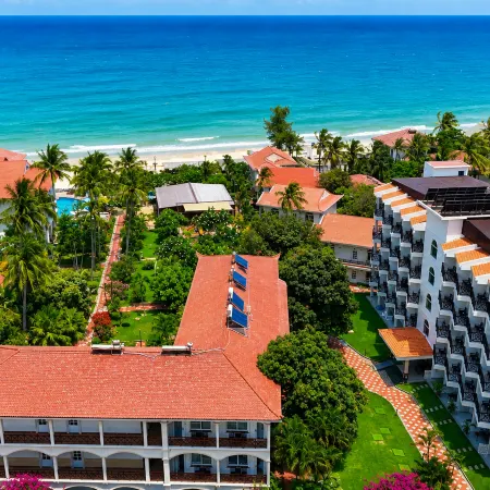 Le Aqua Resort & Spa Phan Thiet - Swiss Village Resort & Spa