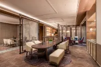 HUALUXE Hotels and Resorts XIANYANG - 5-Star