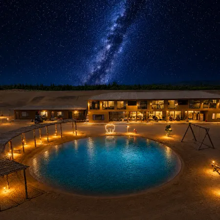 Zhongwei Shapotou Tengger Desert Camping Hotel