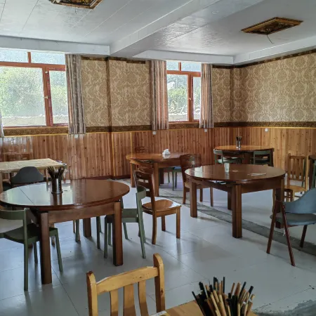Xin longgusi Hotel