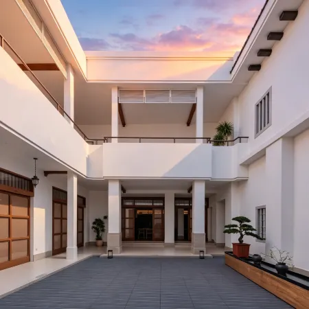 Zhu Yue · Yun Lu Contemporary Villa (Zhongshan Road Pedestrian Street Ferry Terminal Branch)