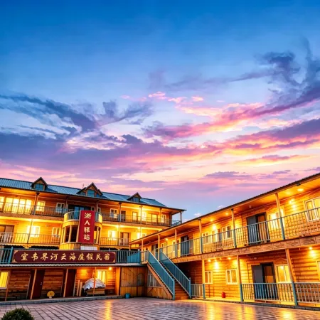 YunmanRiversideArgunBoundaryRiverClouds Courtyard