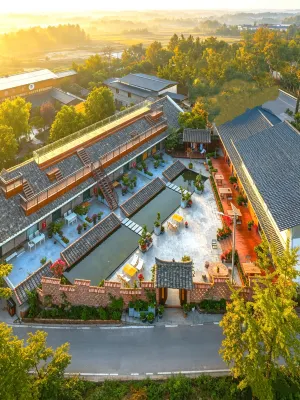 Jiange Golden Homeland Kangyang Homestay - Pet friendly