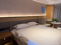 Hengji Hotel (Hanggin Banner Yihe Wusu Government) - balcony