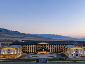 Wadna Yi Sayram Lake