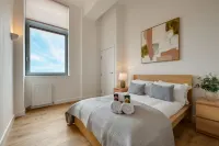 Crown Apartments by Week2Week - شرفة
