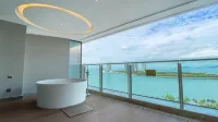 Central Coast Sea View Hotel