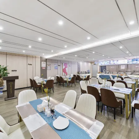 Huize Jinqiao International Hotel
