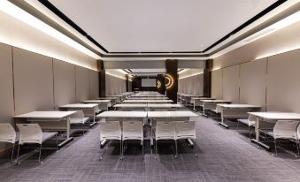 Starway Hotel (Nanchang Elephant Hunan University Affiliated Hospital)