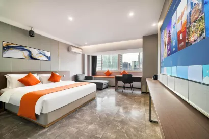 Yueyou Hotel (Taikoo Li Branch on Chunxi Road)