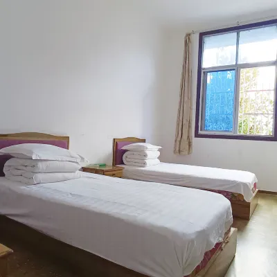 Household Hotel Hotels near Cherry Vale