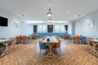 Borrman Hotel (Shaodong High-speed Railway Station International Business City)