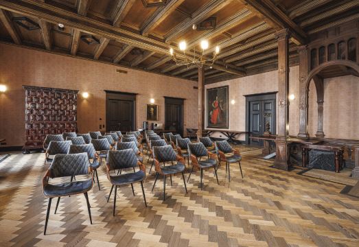 Hotel H15 Luxury Palace - Destigo Hotels Hotel Overview