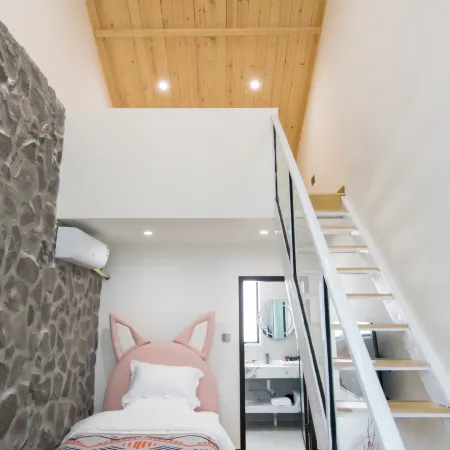 Anji Light Luxury Holiday Homestay