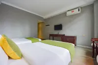Boli Hotel Hotels in Railway station business district