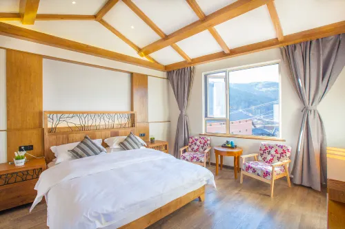 Yuexi A'xia Manor Hotel