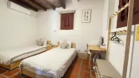Beautiful Chonlou Bed and Breakfast