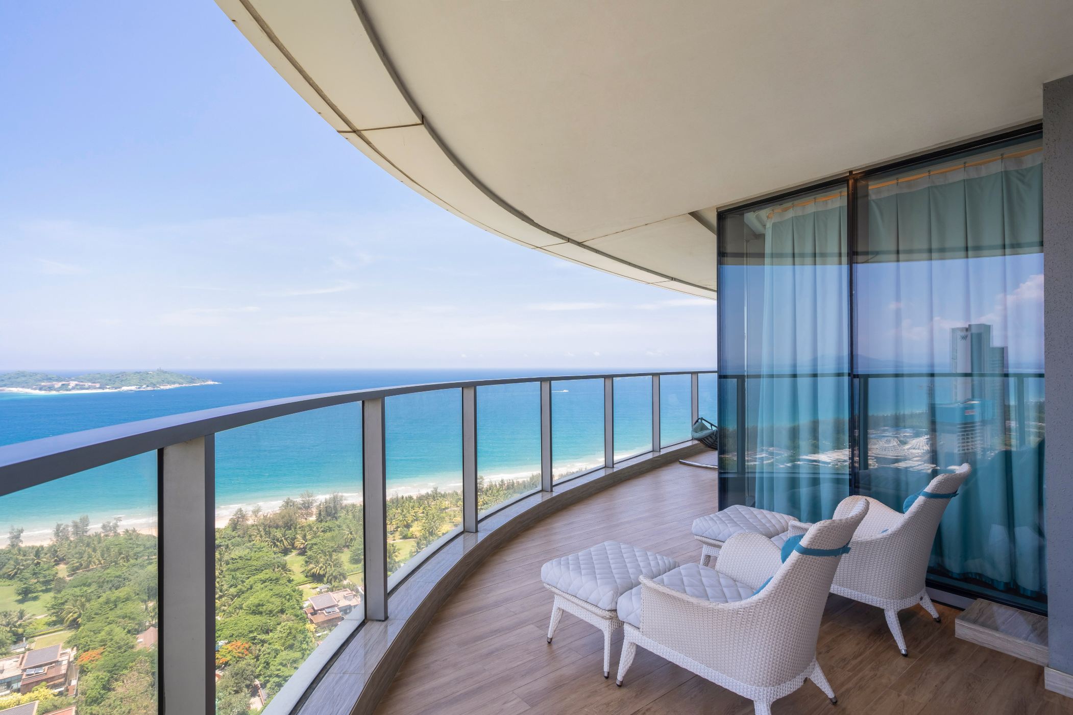 Sanya Xingyue Banhai Seaview Holiday Apartment (Haitang Bay Poly Branch)
